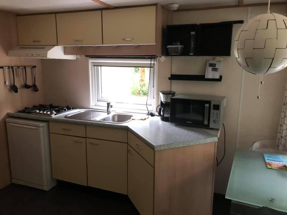 Chalet 4-5 Pers In Epe F16 Van Alle Gemakken Voorzien Max Aantal Volwassenen Is 4 Ngoại thất bức ảnh